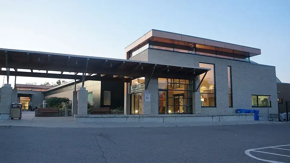 Exterior of Vic Johnston Community Centre in Streetsville